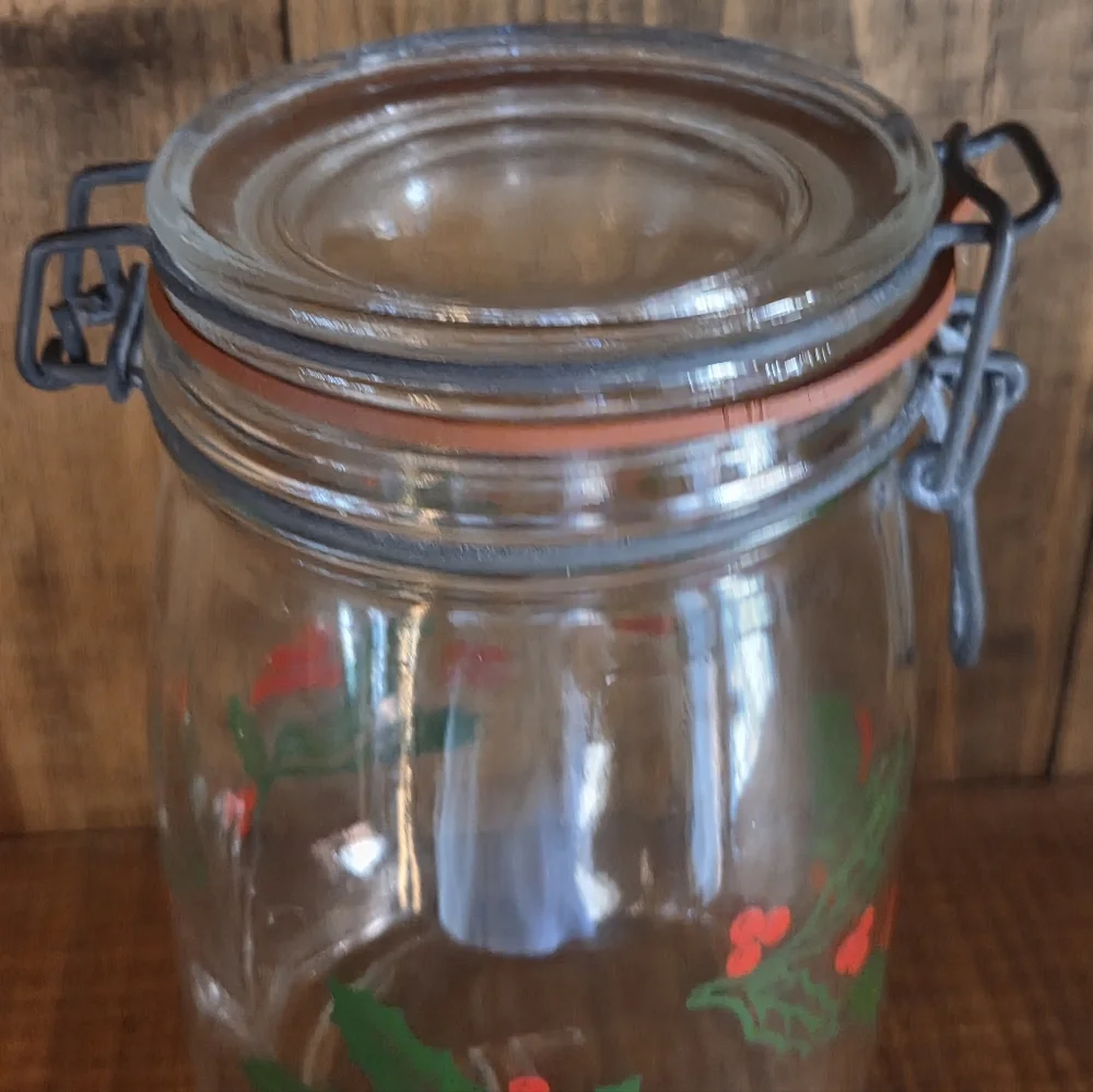 Vtg MCM Christmas Candy Jar Glass Wire Bale Hinged Lid Holly Berry Berries 1L